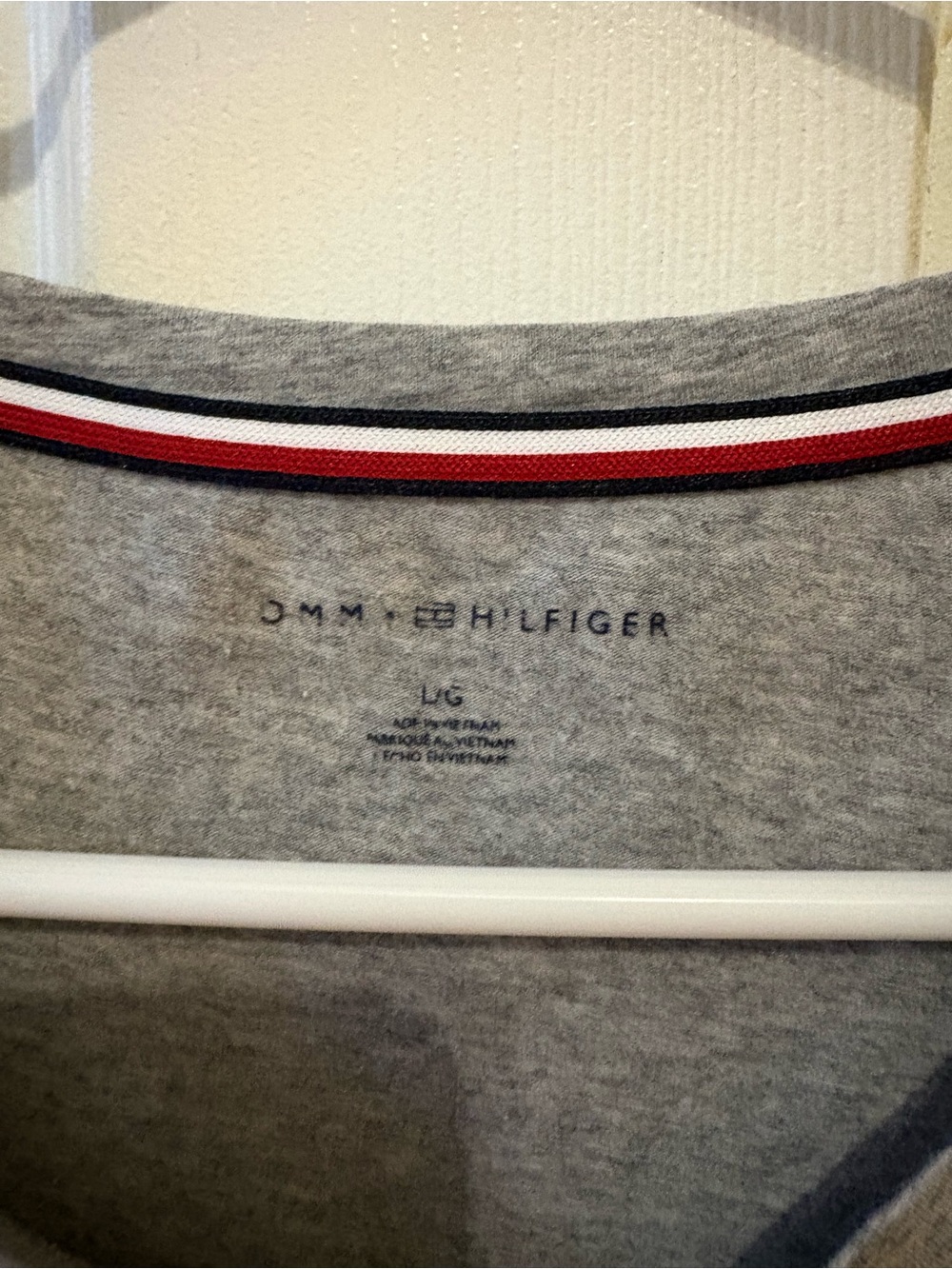 Tommy Hilfiger Gray Tee with Pink & Cream Colorblock - Picture 4 of 5